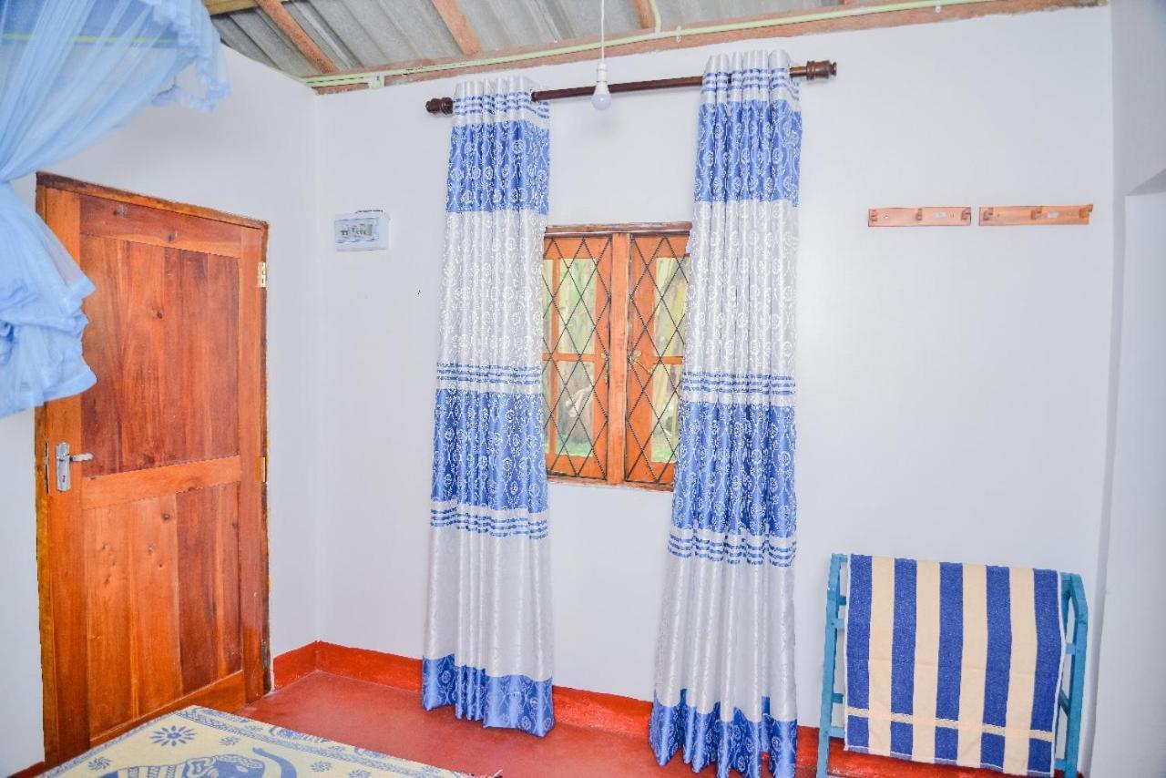 Pradeepa House Apartment Unawatuna Bagian luar foto