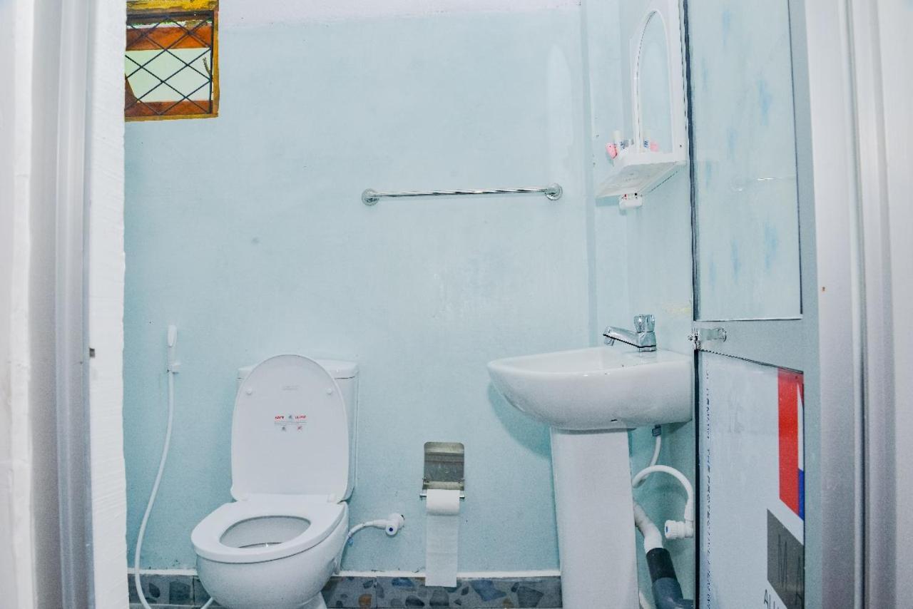 Pradeepa House Apartment Unawatuna Bagian luar foto