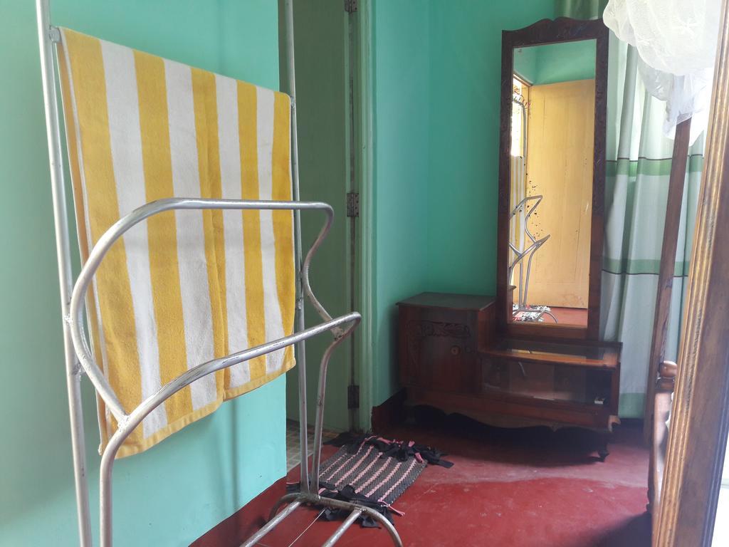 Pradeepa House Apartment Unawatuna Bagian luar foto